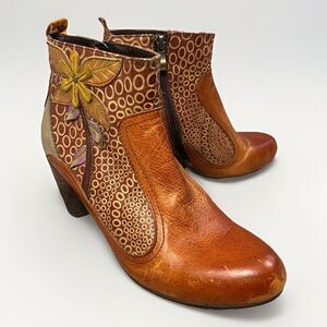 L’Artiste Brown Leather Boots Womens Sz 6.5 Artsy Statement Espresso‎ Fall Style